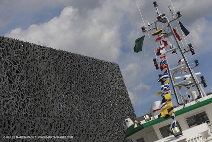 Al Azizi oficial launchat the Mucem museum - H2X boatyard - Oceanographic research ship - Marseille (FRA,13) - 27 05 2014