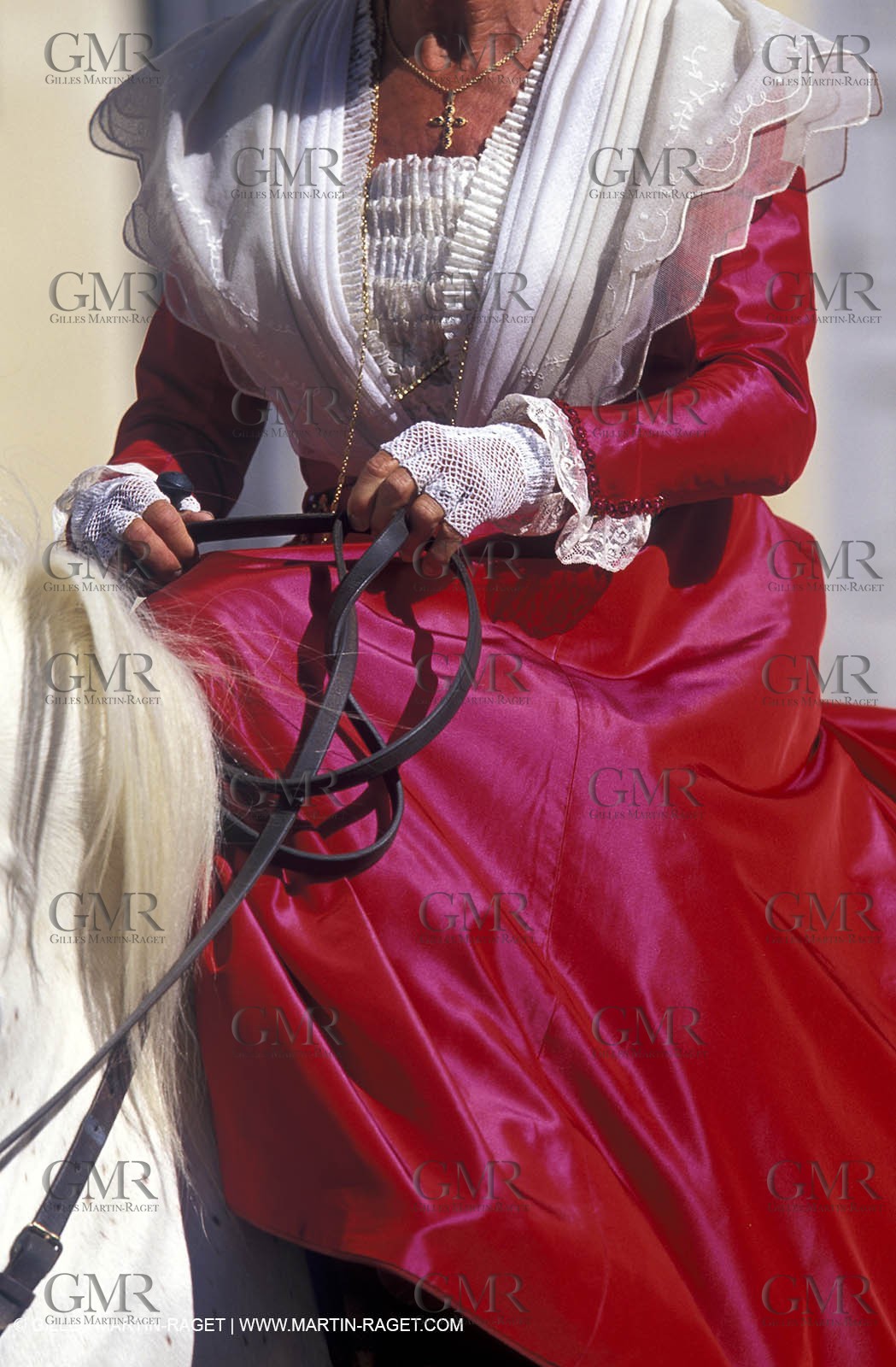 Women of Arles in traditional costume