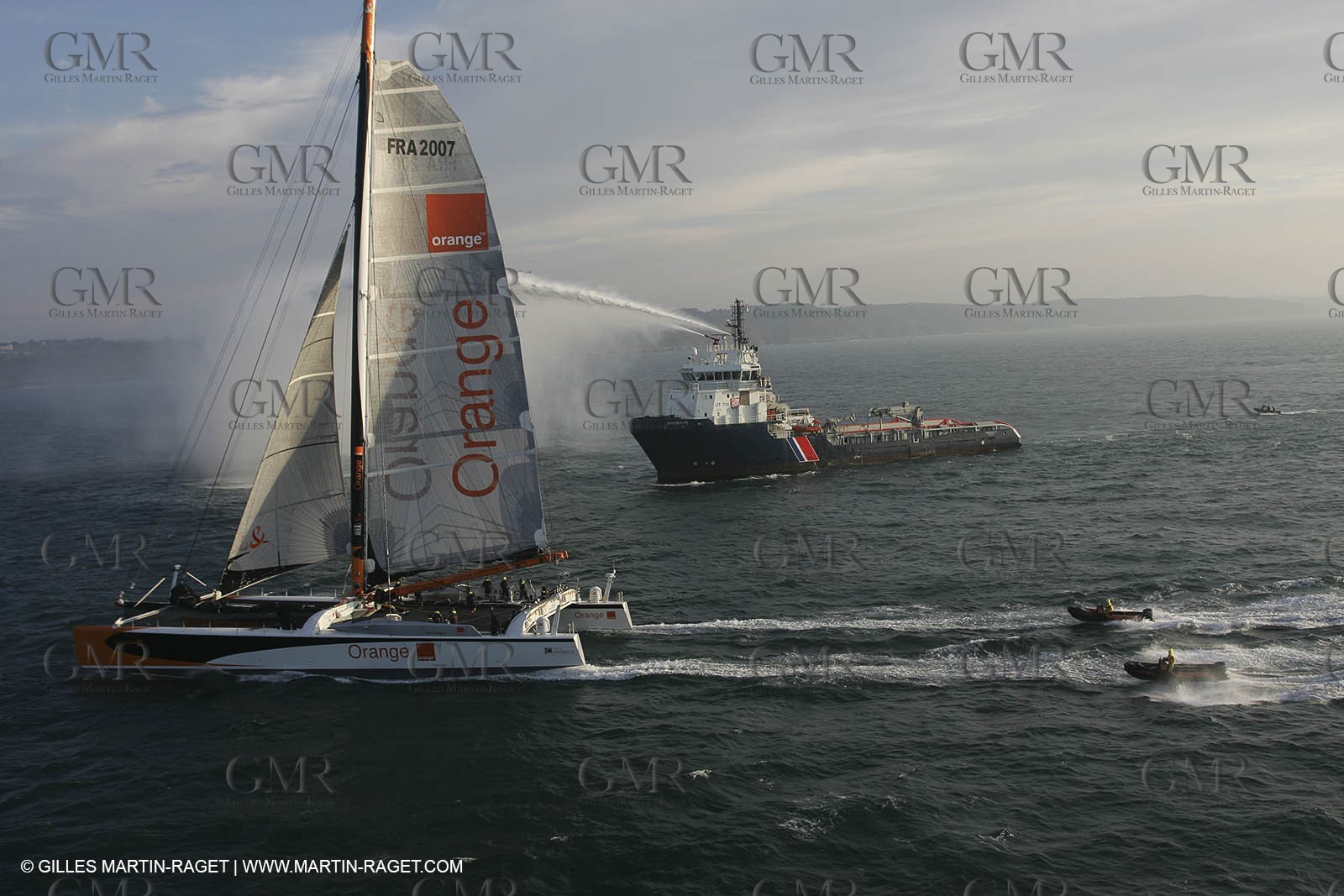 Orange II - 2005 Jules Verne Trophy finish in Brest - At sea