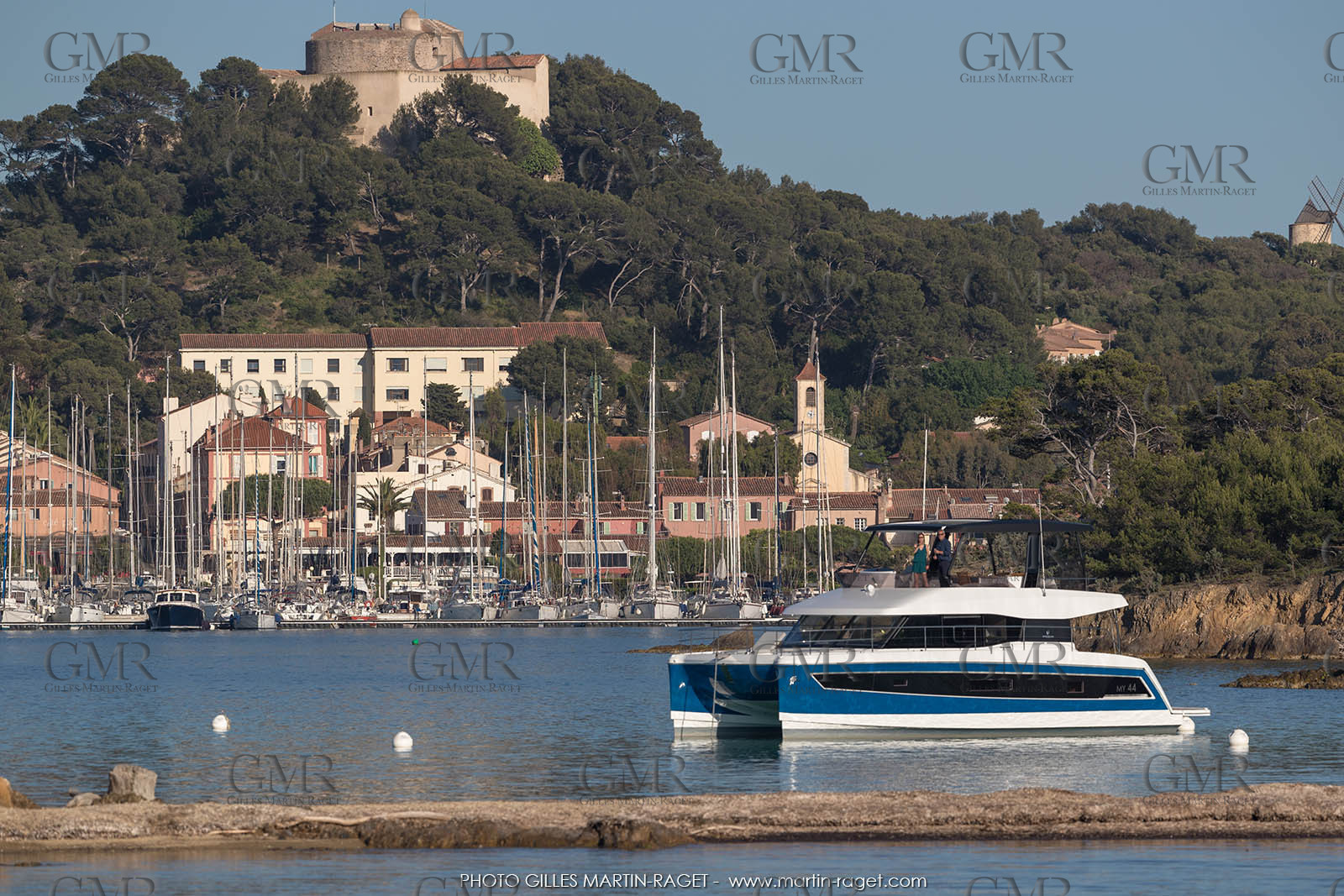 17 05 2017, Porquerolles (FRA,12), Fountaine-Pajot MY 44