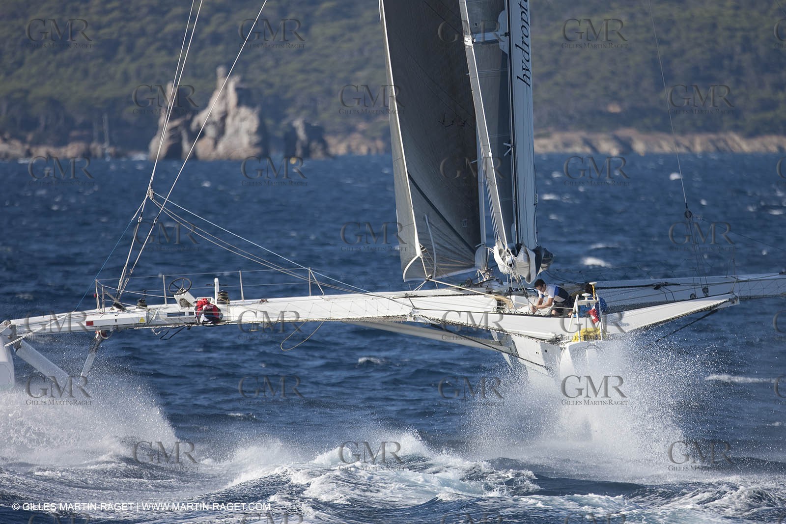 05 09 2009 - Hyères (FRA, 83) Hydroptère beat the overal sailing speed record with a run at 51,36 knts ( subjet to ratification by WSSRC)