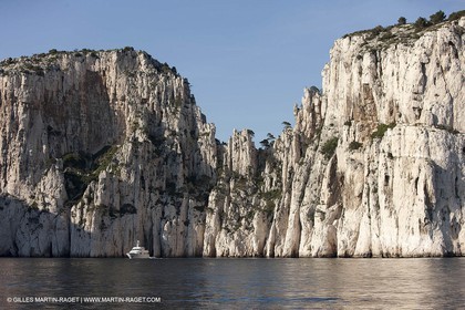 06 05 2009 - Marseille (FRA, 13) - Les Calanques - Au pied des falaises de Castelviel