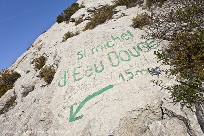 10 09 2009 - Marseille (FRA, 13) - Les Calanques - Massif de Marseilleveyre - Col des Chèvres