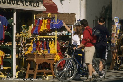 France, Provence, Marchés en plein air   Flee markets