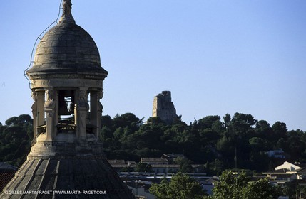 Nîmes