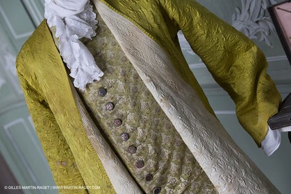 31 10 2013 - Ansouis (FRA,84) - Ansouis castle - Costumes of the exhibit Men costumes