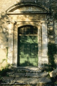 France, Provence, Villages du Luberon, détails, vieilles pierres, portes, toitures