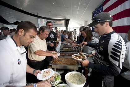 29 01 2009 - Auckland (NZL) -  Louis Vuitton Pacific Series - BMW ORACLE Racing - Training