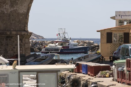 16 07 2012 - Marseille (FRA,13) - Pêcheur d'Images, le bateau de Philip Plisson, en rade de Marseille
