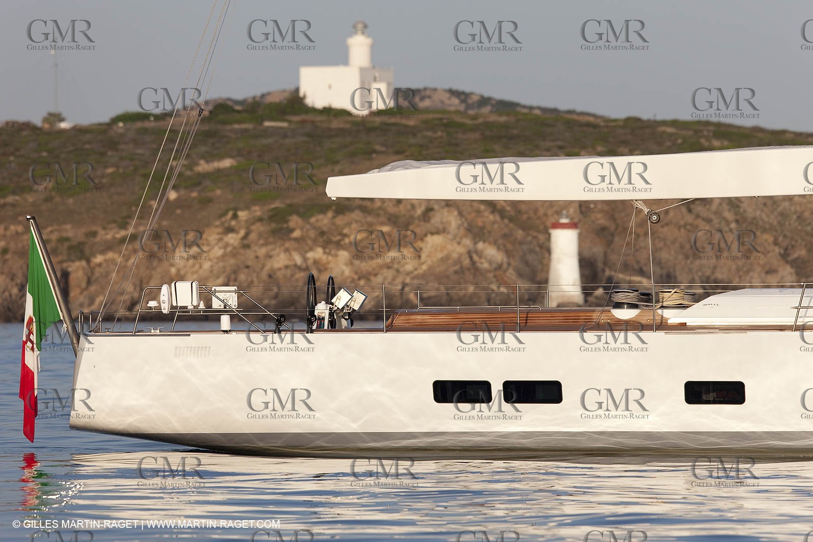 17 06 09 Porto Cervo (ITA, Sardinia) - Wally yachts - Indio 101