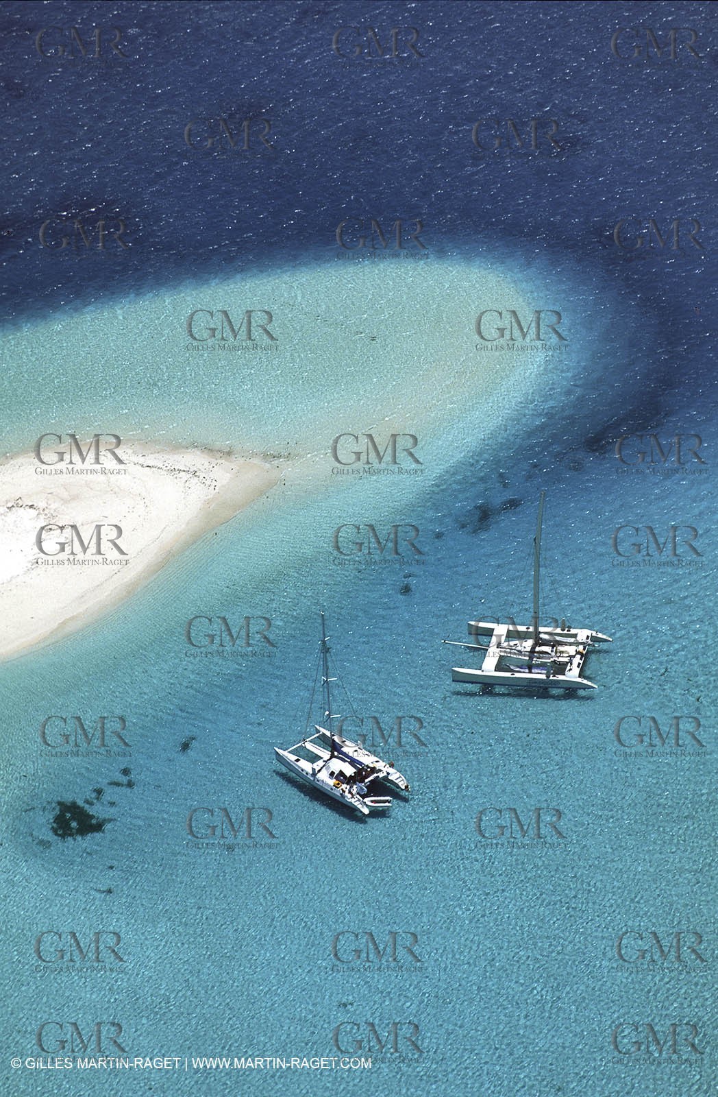 Cruising multihull mooring