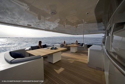 11 06 2007 - Valencia (Spain) - Bradley, super yacht catamaran dessiné par Gilles Vaton et construit par H2X à la Ciotat (France)