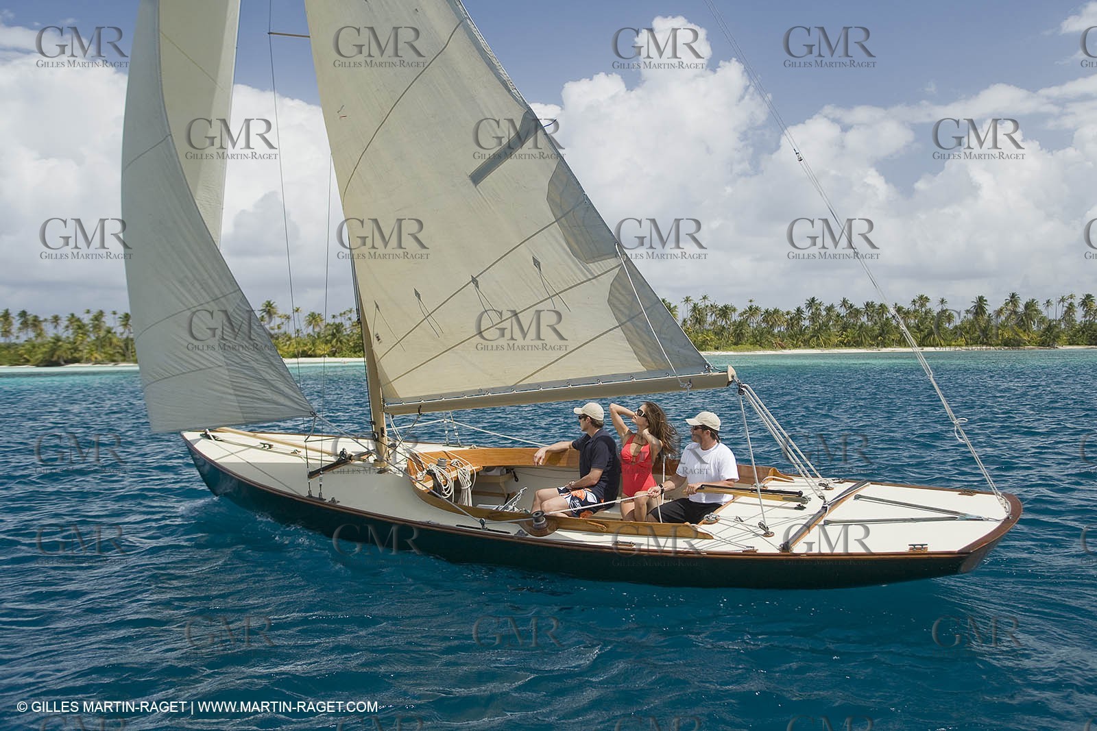 01 02 2008 - San Blas Archipelago (Panama) - Motor Yacht Senses