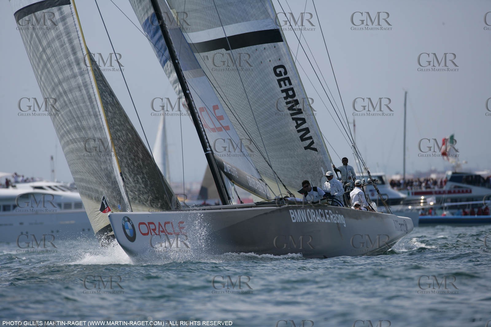 29 04 2007-Valencia (Spain)- 32nd America's Cup - Louis Vuitton Cup - RR2 - Day1 - BMW ORACLE Racing