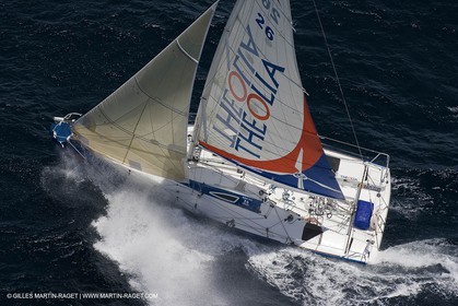 06-26-2007 - FIGARO II - THEOLIA - Skipper : Robert Nagy - Training off Marseille (south France) with strong wind conditions