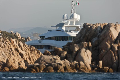 18 08 2011 - La Maddalena (ITA, Sardinia) - Motor yacht Inception