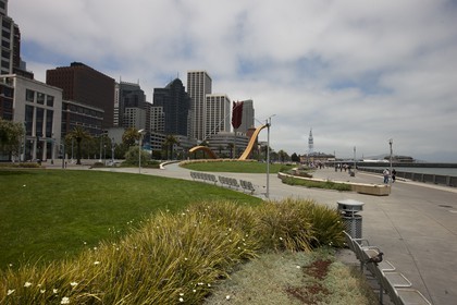 07 06 2011 - San Francisco (USA,CA) - 34th America's Cup - The Piers in their state of origin - Pier 14-22
