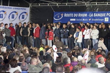 29 10 2010 - Saint Malo (FRA, 35) - Route du Rhum 2010 - Ambiances in Saint Malo - skippers presentation