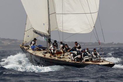 19 06 2024, Porquerolles Island (FRA), Championnat du monde des 12 m JI 2024, Race Day 1