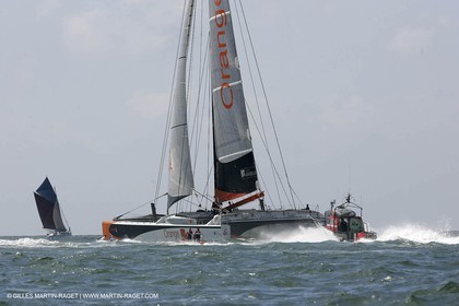 Record Atlantique 2004 - Orange II de retour à la Baule