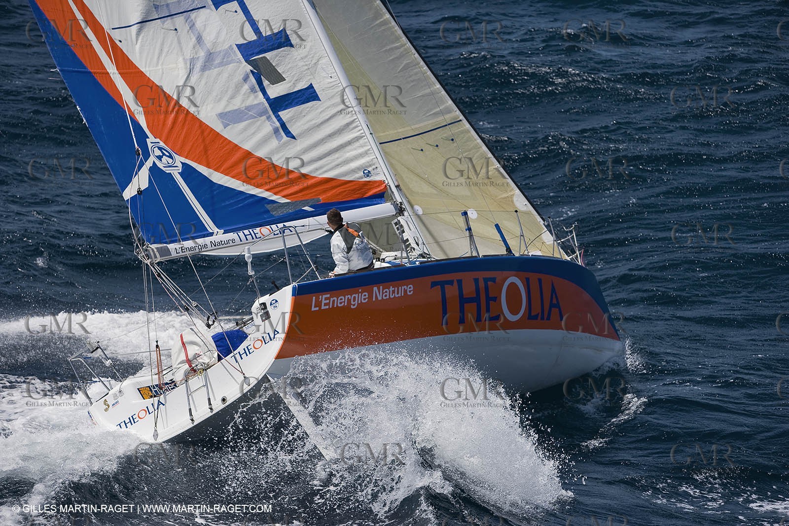 06-26-2007 - FIGARO II - THEOLIA - Skipper : Robert Nagy - Training off Marseille (south France) with strong wind conditions