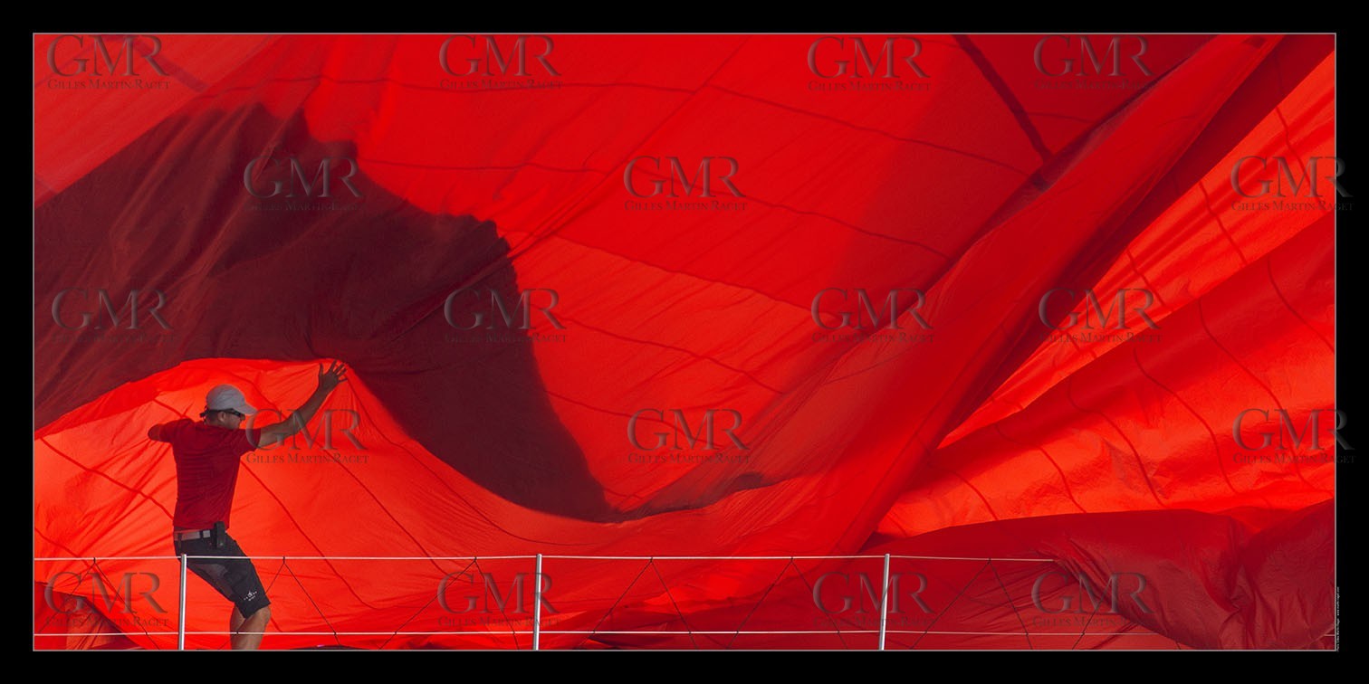 Wally Red Genak drop