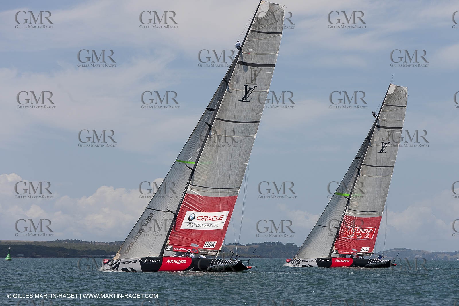 23 01 2009 - Auckland (NZL) -  Louis Vuitton Pacific Series - BMW ORACLE Racing-Tuning up onboard Emirates Team New Zealand yacht