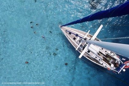 sailing, cruising, monohull at the mooring