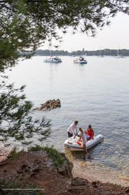 12 09 2016, Cannes (FRA,06), Chantier Fountaine-Pajot, Lucia 40