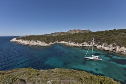 02 05 2012 - Bonifacio (FRA, Corsica) - Chantier Beneteau - Sense 55