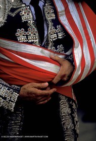 Traje de Luces (costume of light)