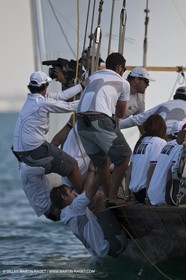 20 11 2010 - Dubai (UAE) - Dubai Louis Vuitton Trophy - Traditionnal dhow races for competing teams