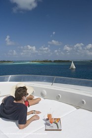 01 02 2008 - San Blas Archipelago (Panama) - Motor Yacht Senses