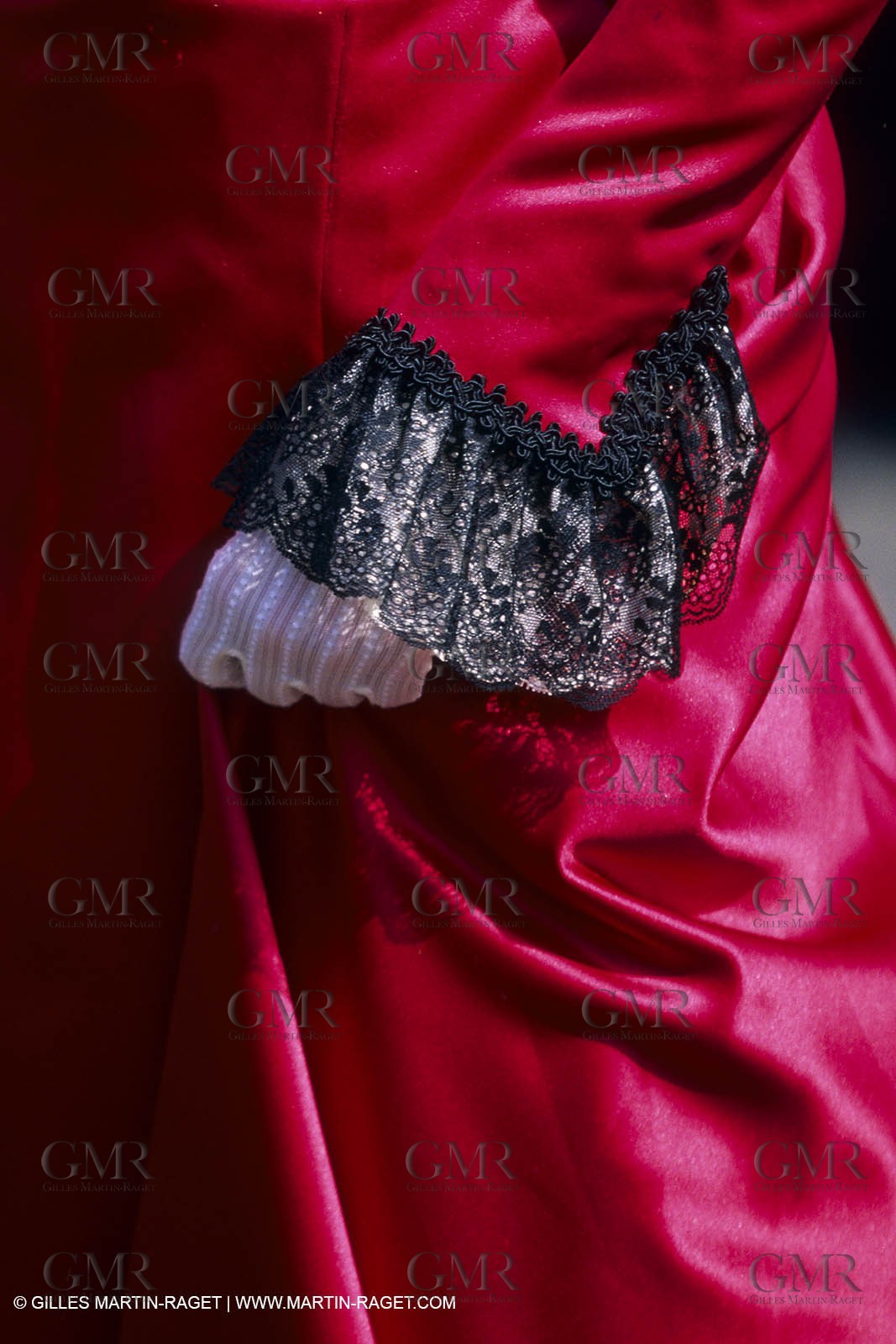 Arles (FRA,13) - Costume from Arles Fest