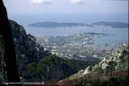 Toulon.
