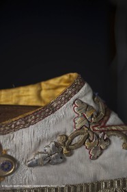 04 02 2013 - Marseille(FRA,13), Notre Dame de la Garde, liturgical clothing