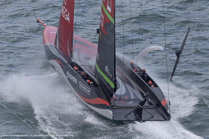 10 12 2020 - Auckland (NZL) - 36th America's Cup - Practice Sessions - Day 2 - Emirates Team New Zealand
