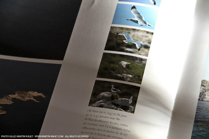 09 11 2010 - Marseille (FRA,13) - Photos du livre Calanques, si proches, si lointaines, Ed. Cres, Texte Juliette Lembot, Photos Gilles Martin-Raget