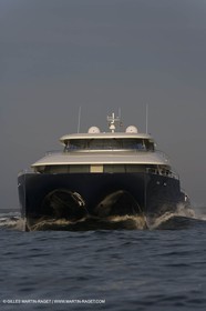 11 06 2007 - Valencia (Spain) - Bradley, super yacht catamaran dessiné par Gilles Vaton et construit par H2X à la Ciotat (France)