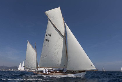 27 09 2011 - Saint Tropez (FRA, 83) - Voiles de Saint Tropez - Yachts classiques - jour 1
