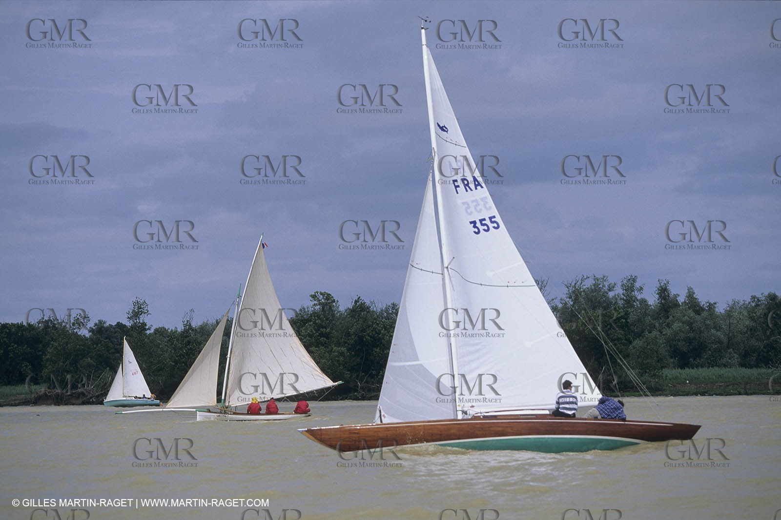 Petits yachts classiques, small classic yachts