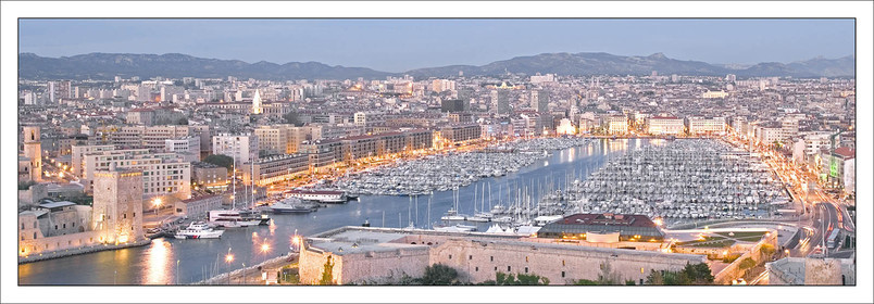 Marseille - Old historical harbourg port