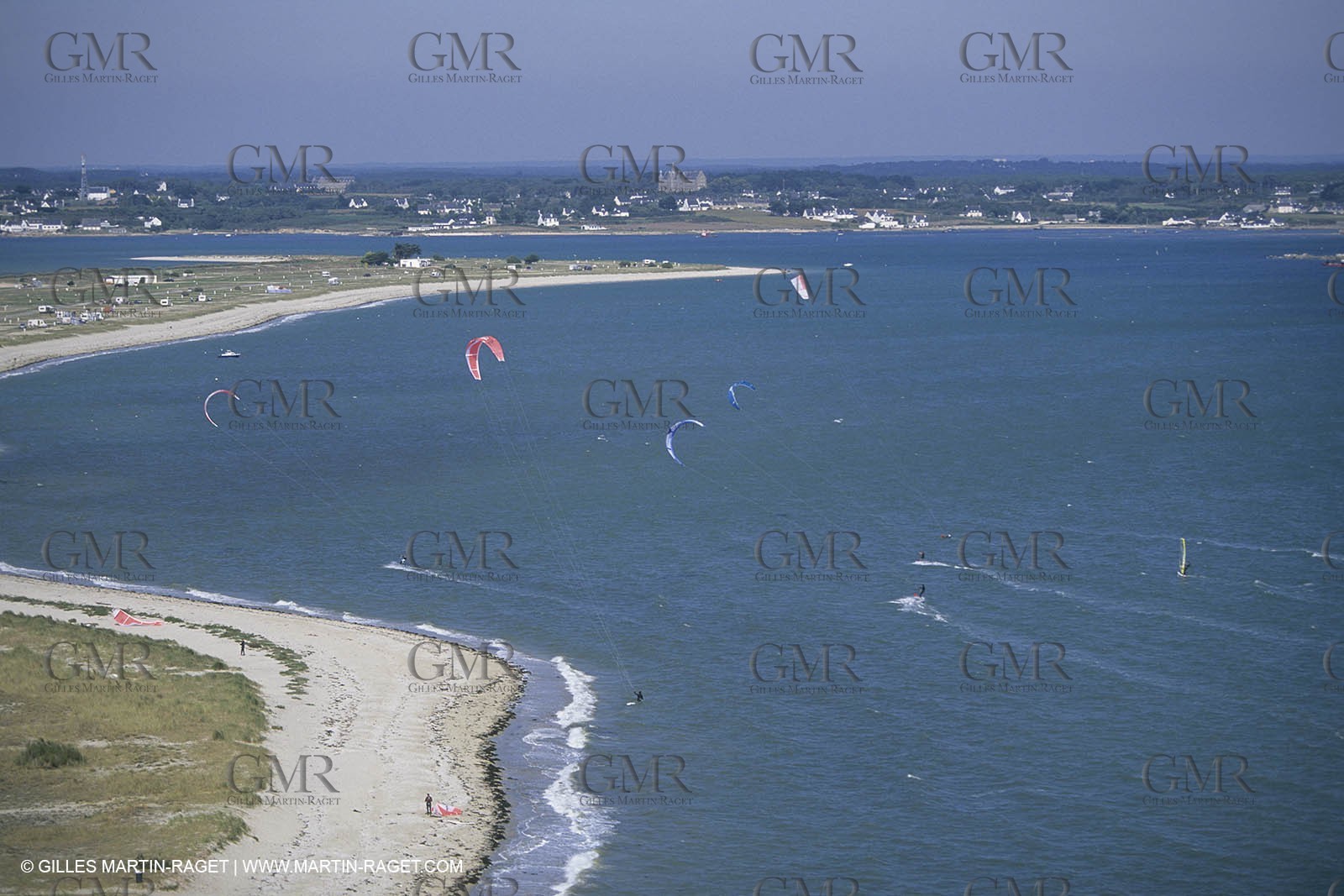 Watersports, Kite surfing