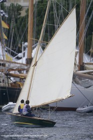 Petits yachts classiques, small classic yachts
