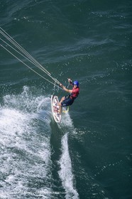 Watersports, Kite surfing