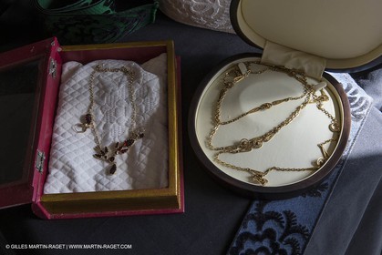 02 06 2014, ARles (FRA,13), Cérémonie de passation des bijoux de la Reine