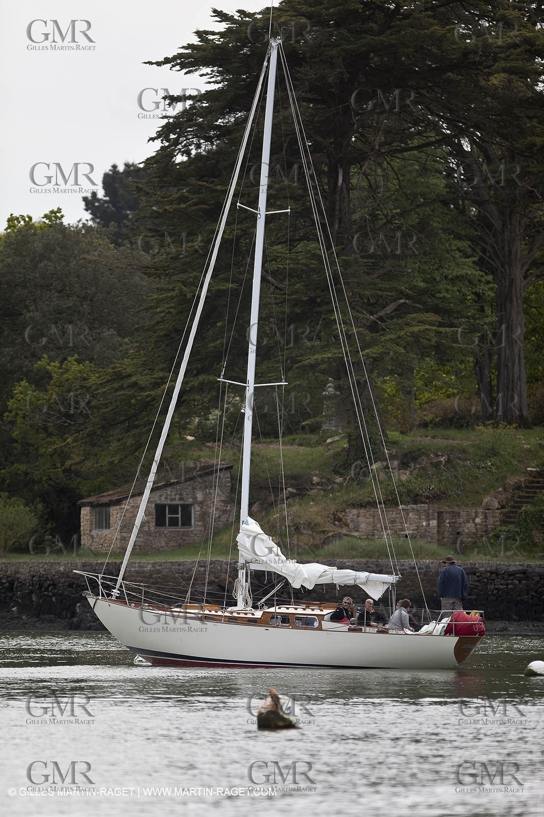 01-05-10 - Le Bono (FRA,56) - Regate Classique -Acteia II - Maica