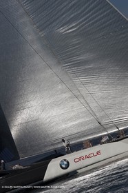 19 01 2010 - Valencia (ESP) - 33rd America's Cup - BMW ORACLE Racing - Boat preparation