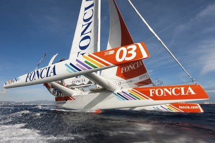 27 09 2012 - Marseille (FRA,13) - Alpari World Match Race Tour - Match Race France 2012 - Day 3 - Quarter finals - Matc Racing specialists sail on Foncia