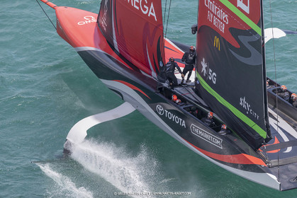 11 12 2020 - Auckland (NZL) - 36th America's Cup - Practice Sessions - Day 3 - Emirates Team New Zealand